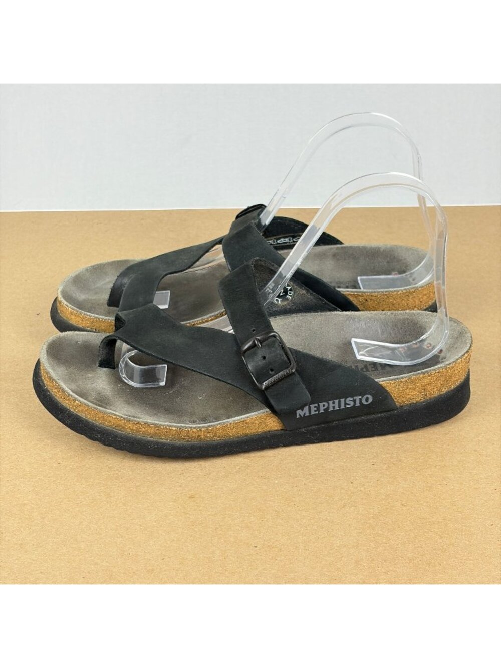 Mephisto Helen Leather Toe Loop Sandals Womens 9 EU 39 Black Casual Comfort